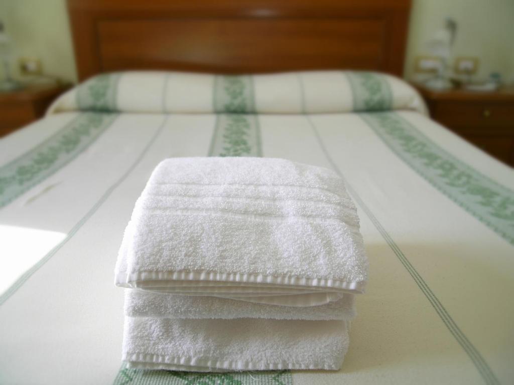 Hotel Da Paolino Trinità dʼAgultu Pokój zdjęcie