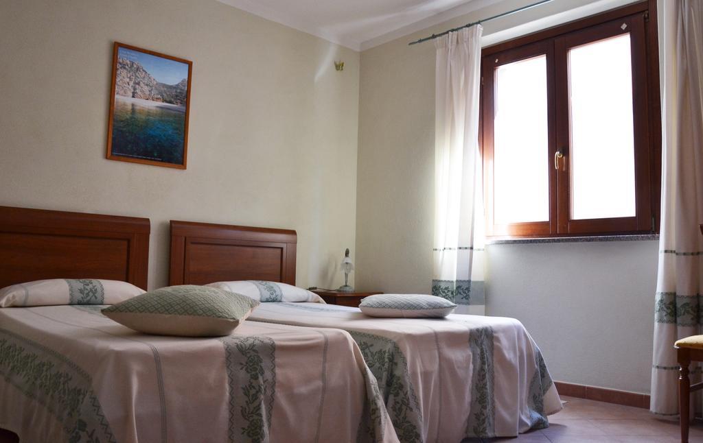 Hotel Da Paolino Trinità dʼAgultu Zewnętrze zdjęcie
